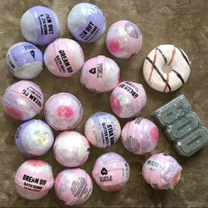 19 PINK BATH BOMBS